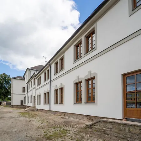 Aparthotel Cerveny Dvur