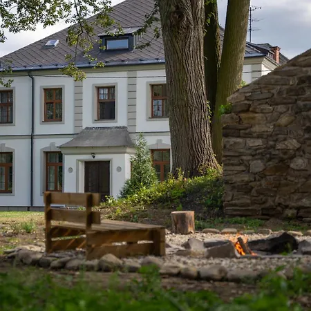 Aparthotel červený Dvůr - A Privátní Wellness