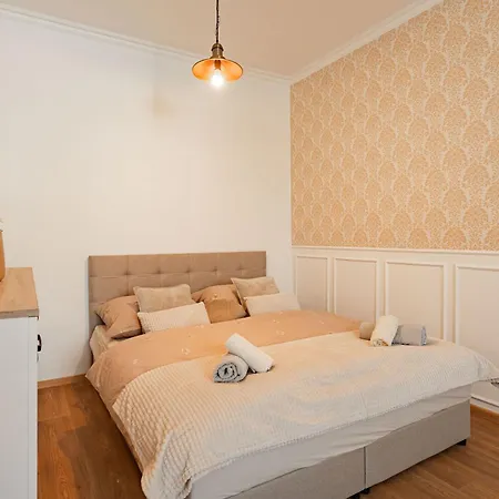 Aparthotel Cerveny Dvur