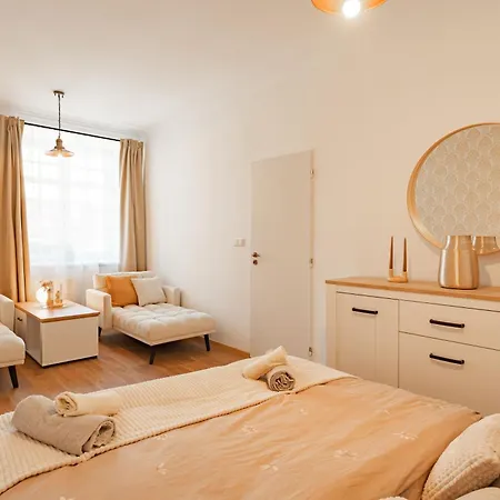 Cerveny Dvur Aparthotel Rapotín