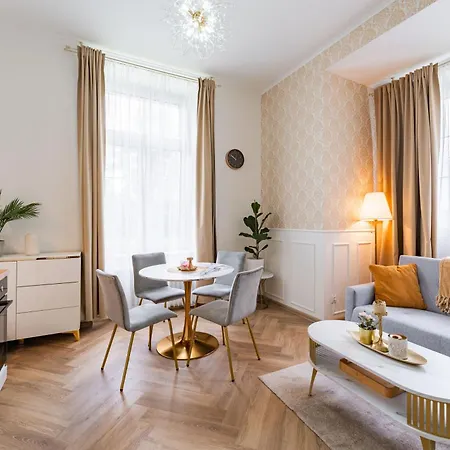 شقة فندقية Cerveny Dvur - A Wellness Rapotín