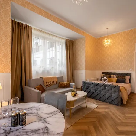 Cerveny Dvur - A Privatni Wellness