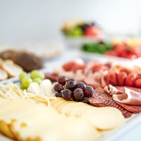 Cerveny Dvur - A Privatni Wellness מלון דירות 3*