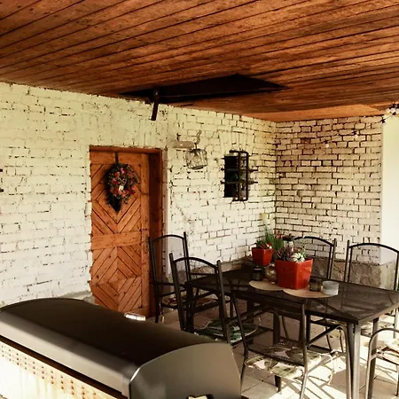 Cerveny Dvur - A Privatni Wellness מלון דירות 3*