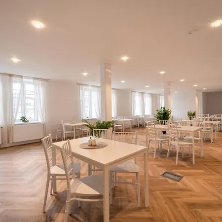 מלון דירות Cerveny Dvur - A Privatni Wellness Rapotín