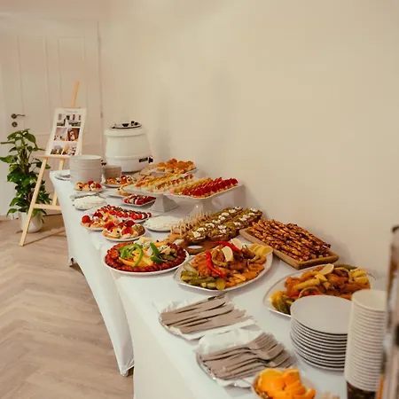 شقة فندقية Cerveny Dvur - A Wellness
