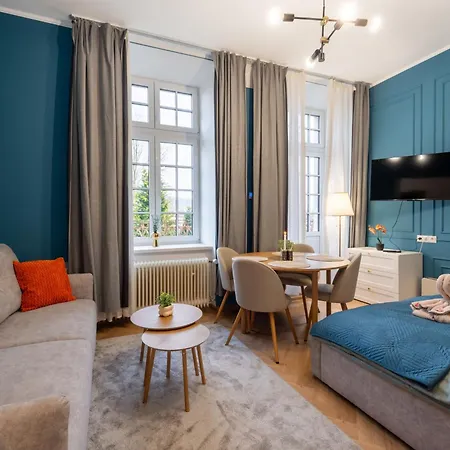 Cerveny Dvur - A Privatni Wellness מלון דירות