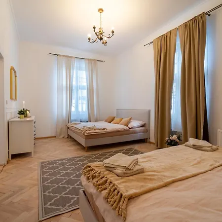 公寓式酒店 Cerveny Dvur - A Wellness 3*