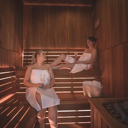 červený Dvůr - A Privátní Wellness Aparthotel Rapotín