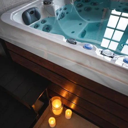 Cerveny Dvur - A Wellness شقة فندقية Rapotín