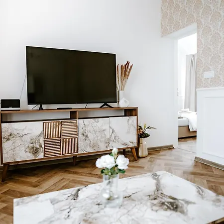 Cerveny Dvur - A Wellness Aparthotel Rapotín