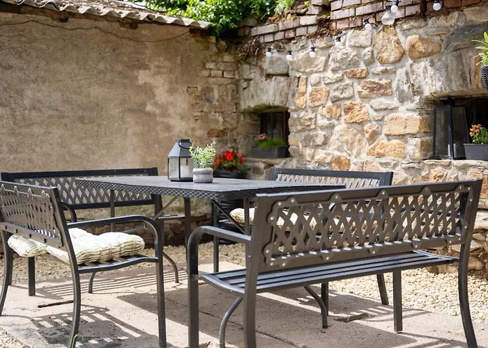 Ξενοδοχείο με διαμερίσματα Cerveny Dvur - A Wellness 3*