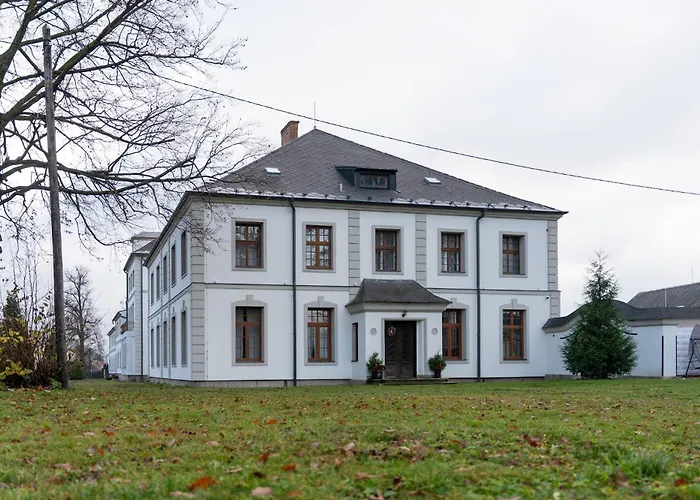 Cerveny Dvur - A Wellness 3* Rapotín